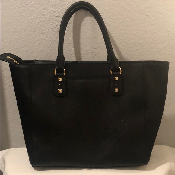 Michael Kors black purse - Picture 2 of 6